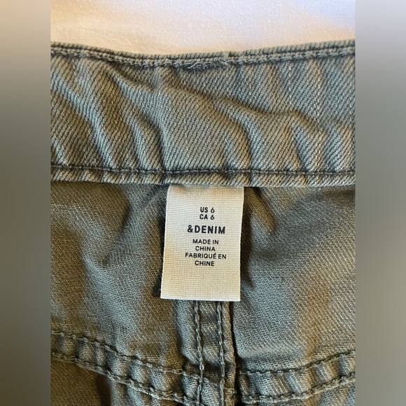 H&M Army Green Skirt (size 6) - Picture 3 of 4